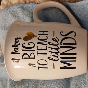 It Takes A Big Heart To Teach Little Minds Coffee Cup Lge Gold Letter Both Sides
